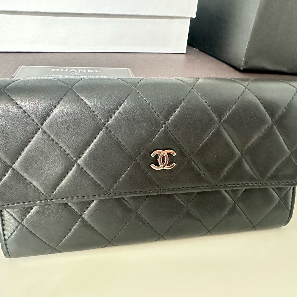 CHANEL Black Quilted Lambskin Wallet